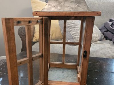 Wood/metal lantern for indoor/outdoor