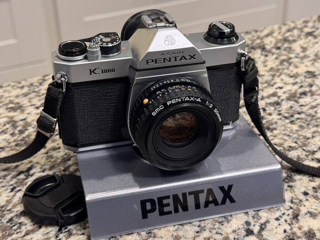 Pentax K1000 35mm Film SLR with 50mm Lens