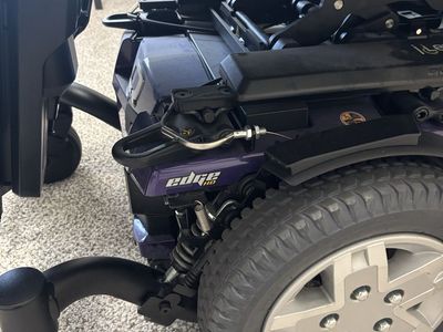 Quantum Edge HD Power Wheelchair