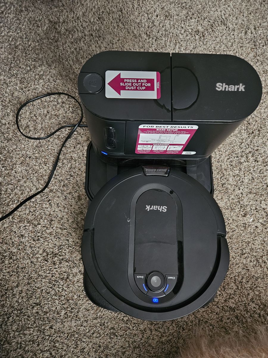 Shark IQ Robot self-empty vacuum