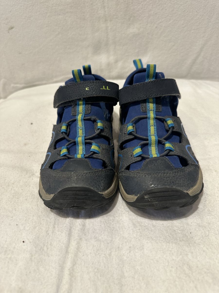 Merrell youth size 3, navy with yellow trim, water or hiking sandals