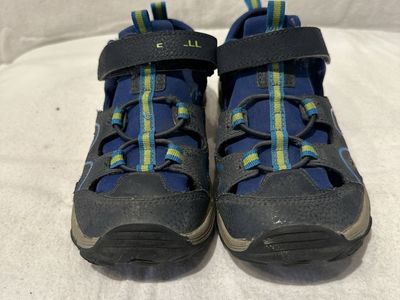 Merrell youth size 3, navy with yellow trim, water or hiking sandals