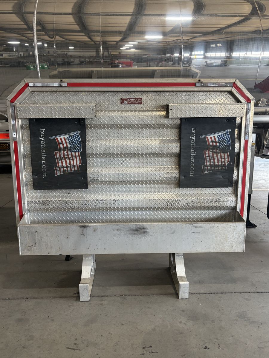 Sturdy-Lite headache rack for Semi Tractor used 6880 DF