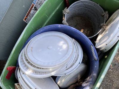 Buckets + Lid