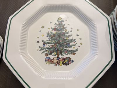 Nikko “Christmastime” Christmas China Set – Japan – 20+ Pieces
