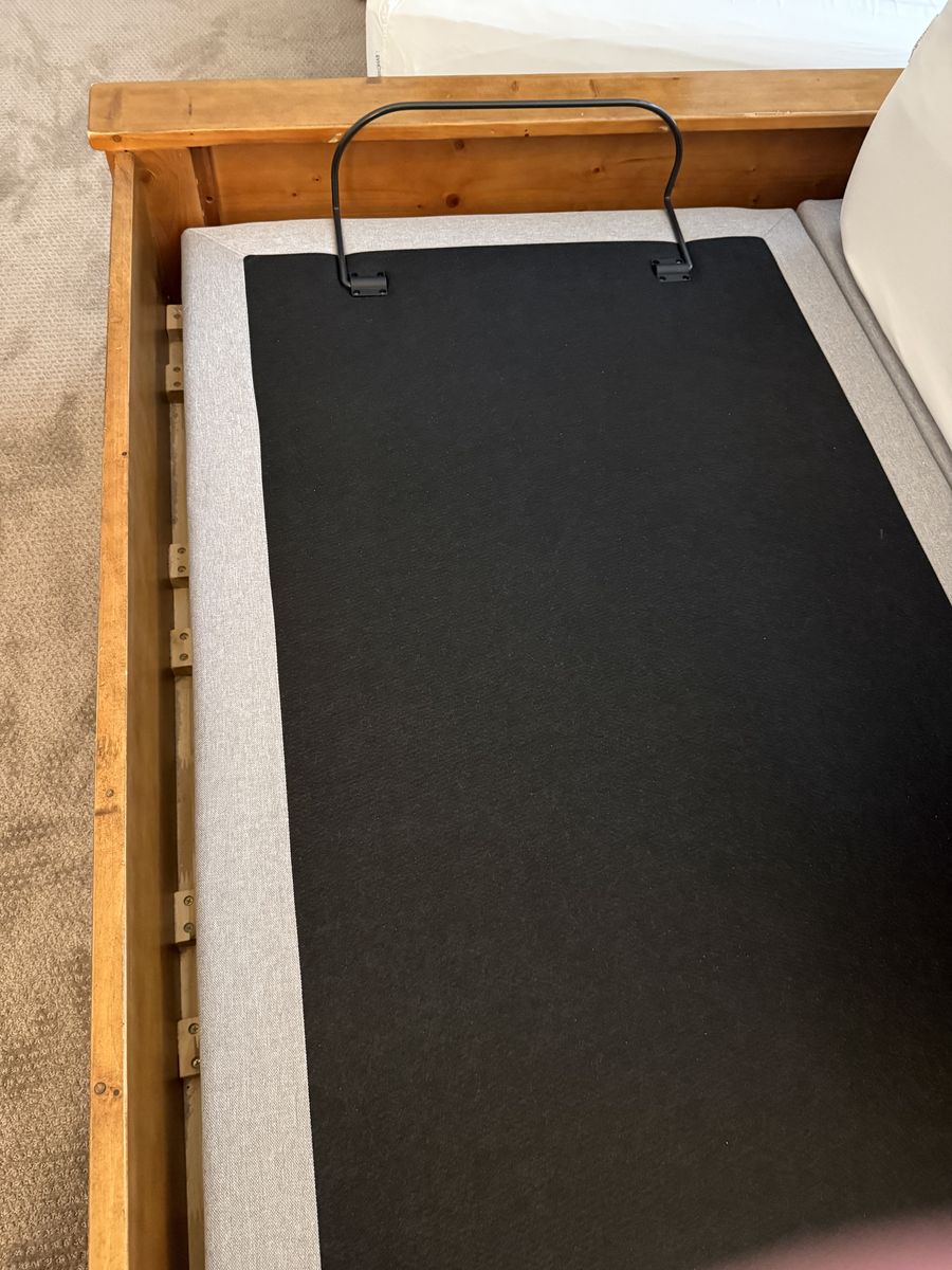 Upholstered adjustable bed base (2)