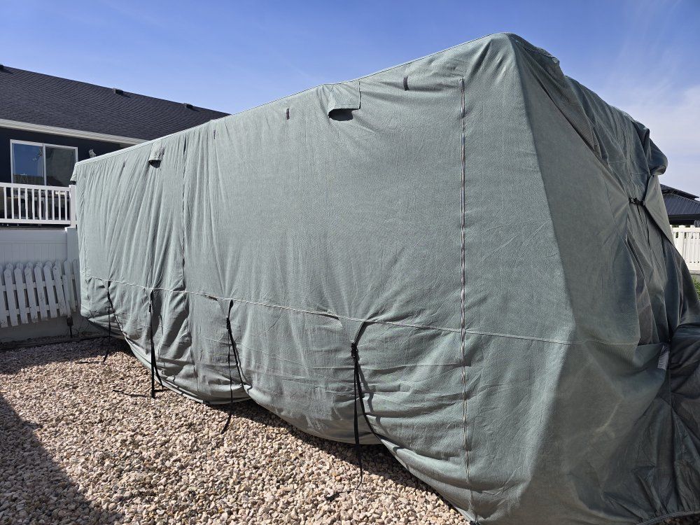 1999 25' Terry bumper pull trailer