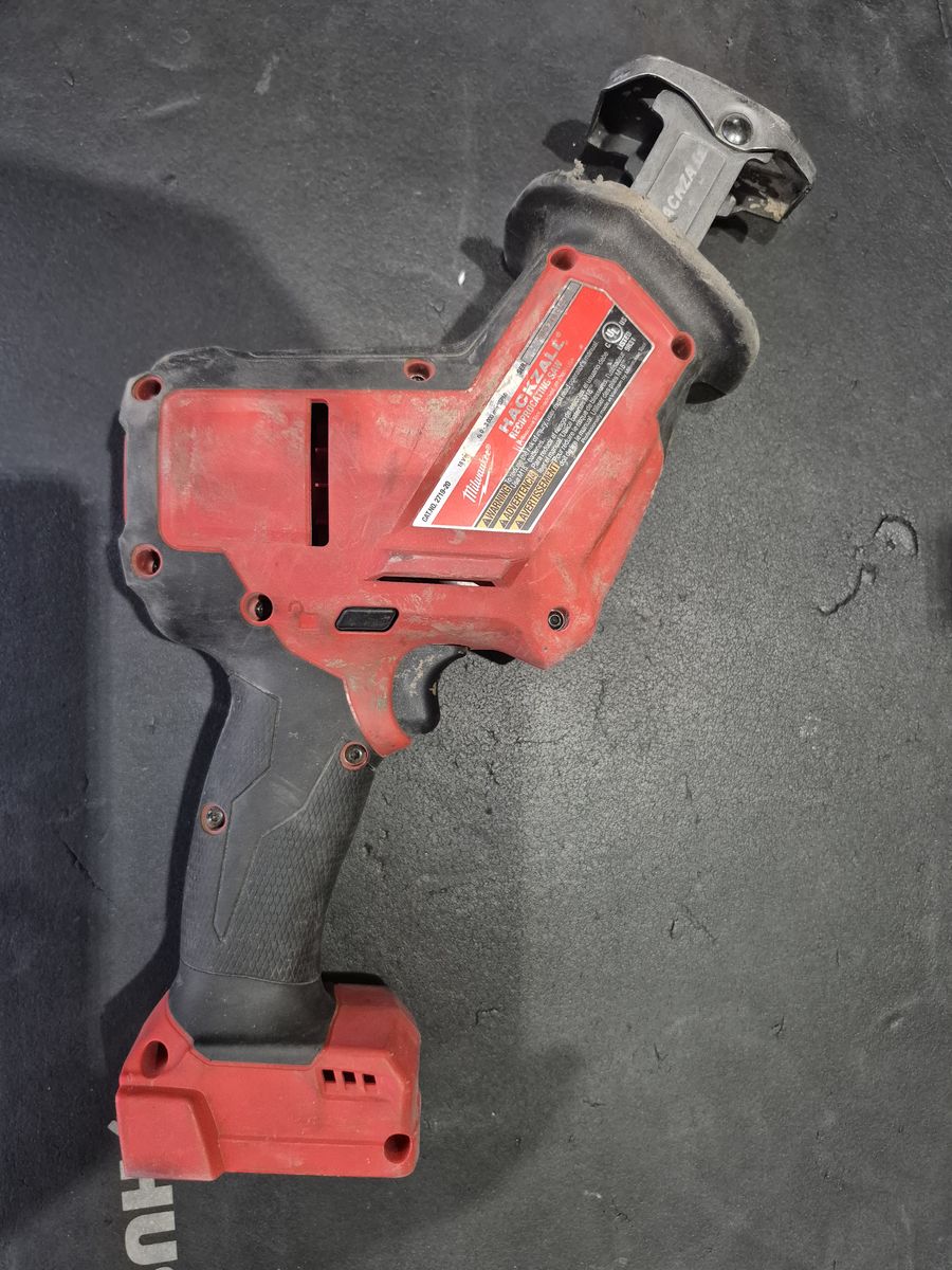 18 volt Milwaukee hackzall