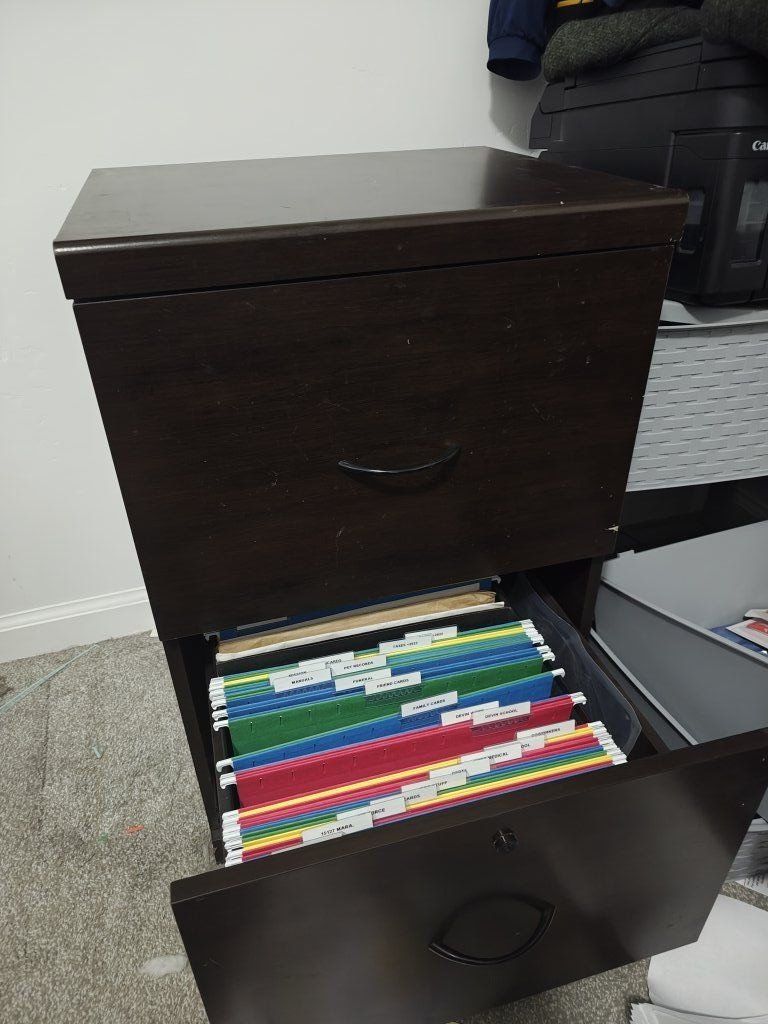 2-Drawer Vertical File Cabinet — Dark Espr