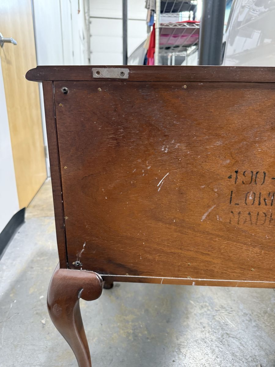 Main image 6