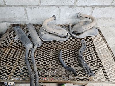 Yamaha Banshee exhaust pipes