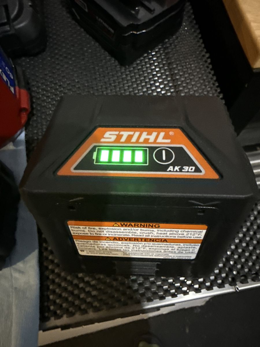 Stihl AK 30 Battery