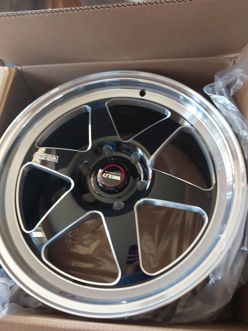 New weld 20” wheels. Silverado