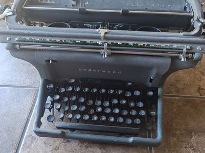Underwood typewriter