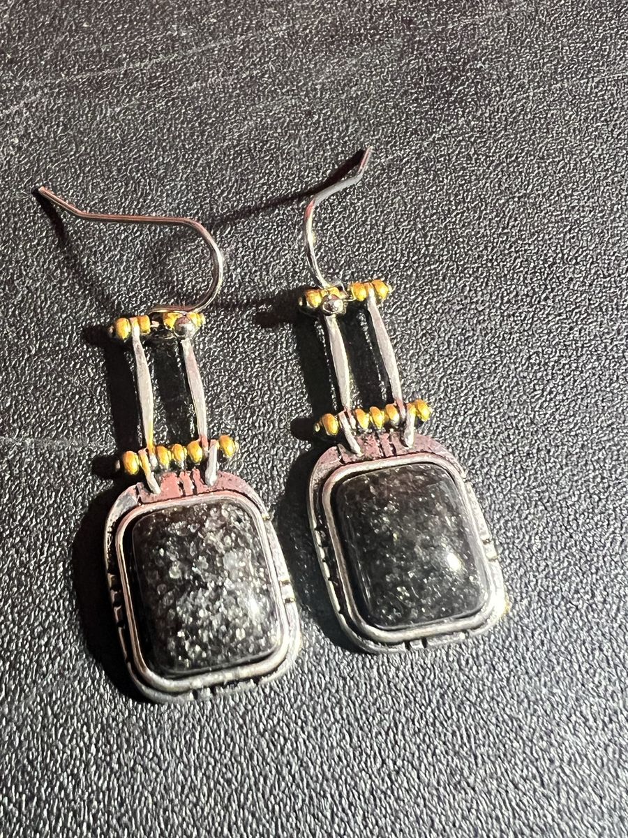 Unique Black & Silver Toned Speckled Gemstone Dangle Earrings | Ornate Metalwork