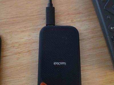 SanDisk 500GB Extreme Portable SSD - Up to 1050MB/