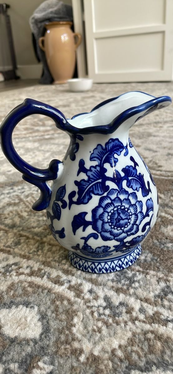 Vintage The Bombay Company Blue and White Chinoiserie Floral Pitcher Jug delft