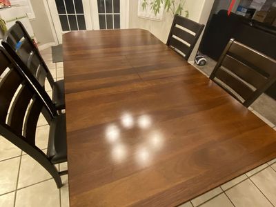 Extendable Dining Table