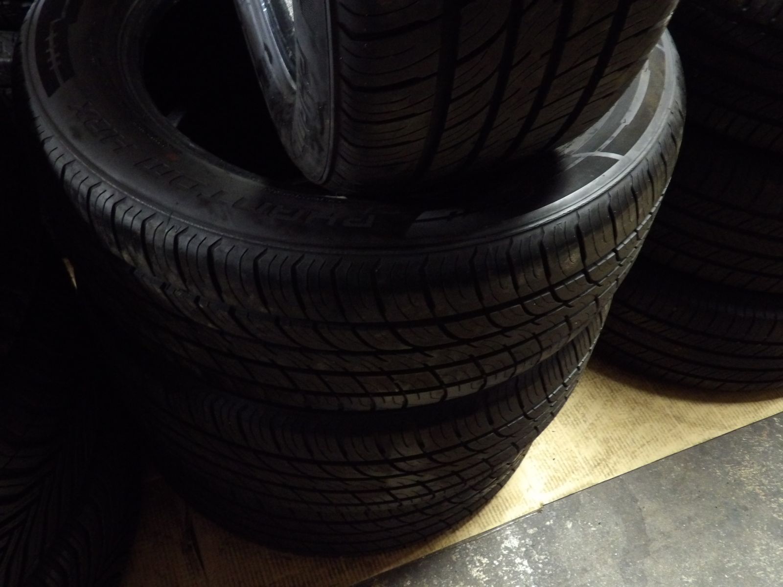 225/55R17 PHANTOM HRX SET OF USED TIRES