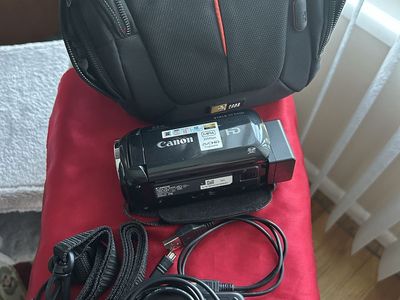 Canon VIXIA HF R400 Digital Video Camcorder Full HD CMOS 1080p 53x Zoom - TESTED