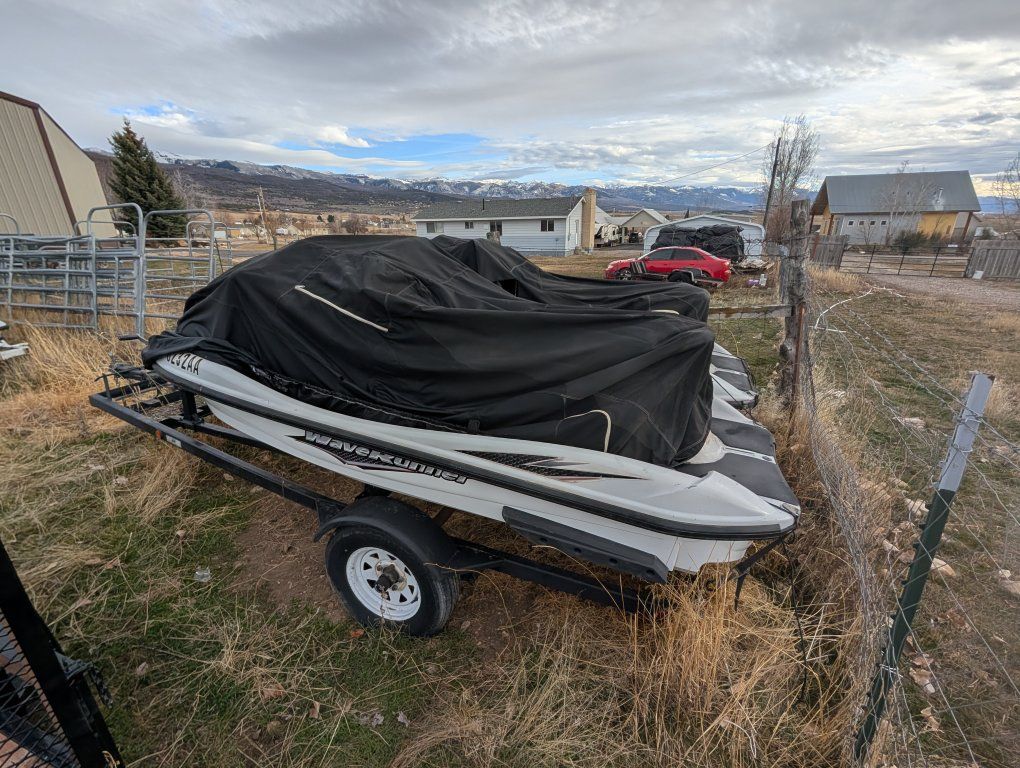 2- 2002/2003 Yamaha XLT1200 3 seat waverunner