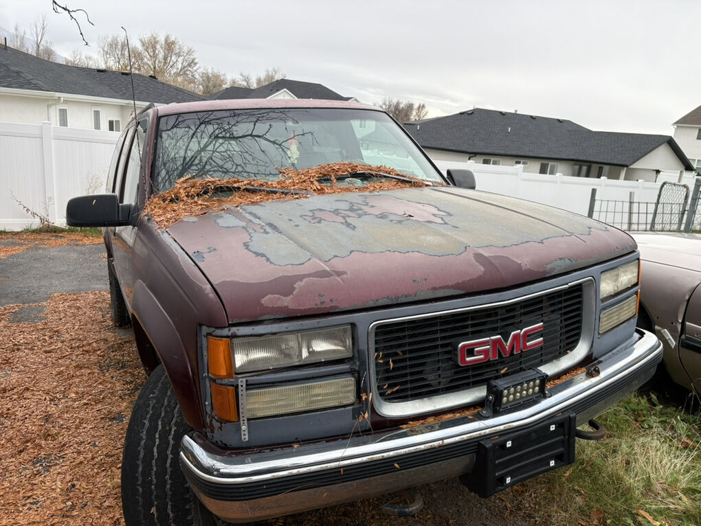 1998 GMC SUBURBAN