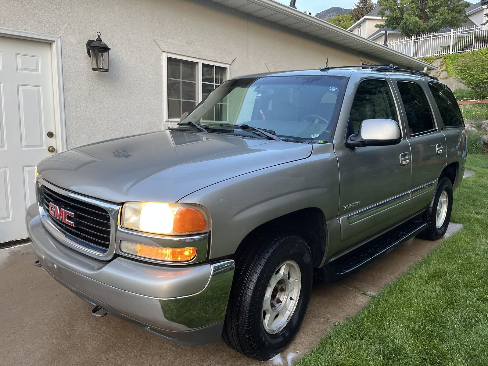 2003 GMC YUKON SLT