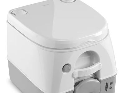 Dometic 970 Series. RV/ camping portable toilet