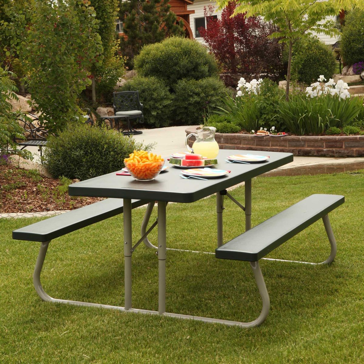 Lifetime 6-Foot Classic Folding Picnic Table