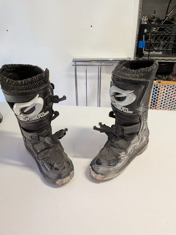 motocross boots