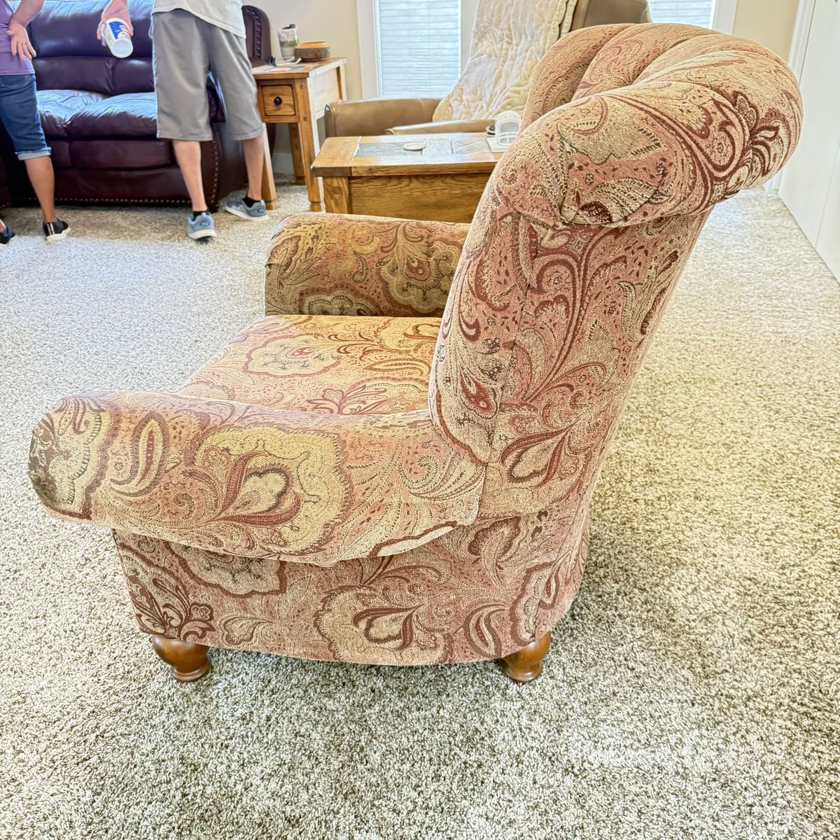 Main image 3