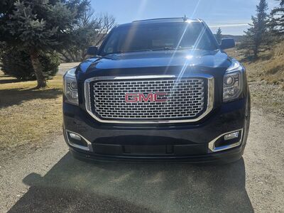 2017 GMC YUKON