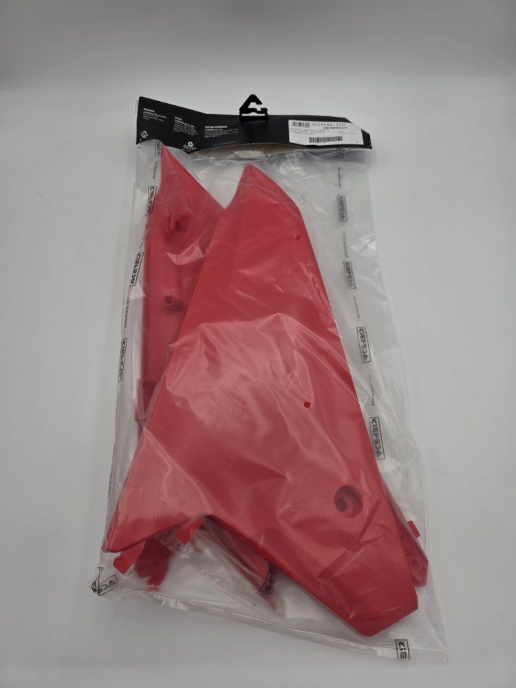 Main image 10