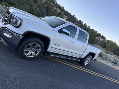2018 GMC Sierra 1500 White Z71 Crew Cab Pickup Truck