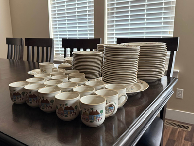 Stoneware dinner set