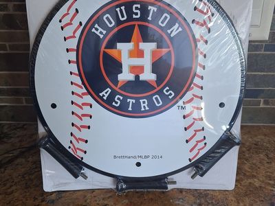 Baseball 3 peg wall rack