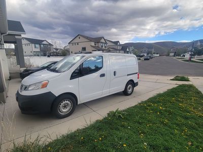 2014 NISSAN NV SV