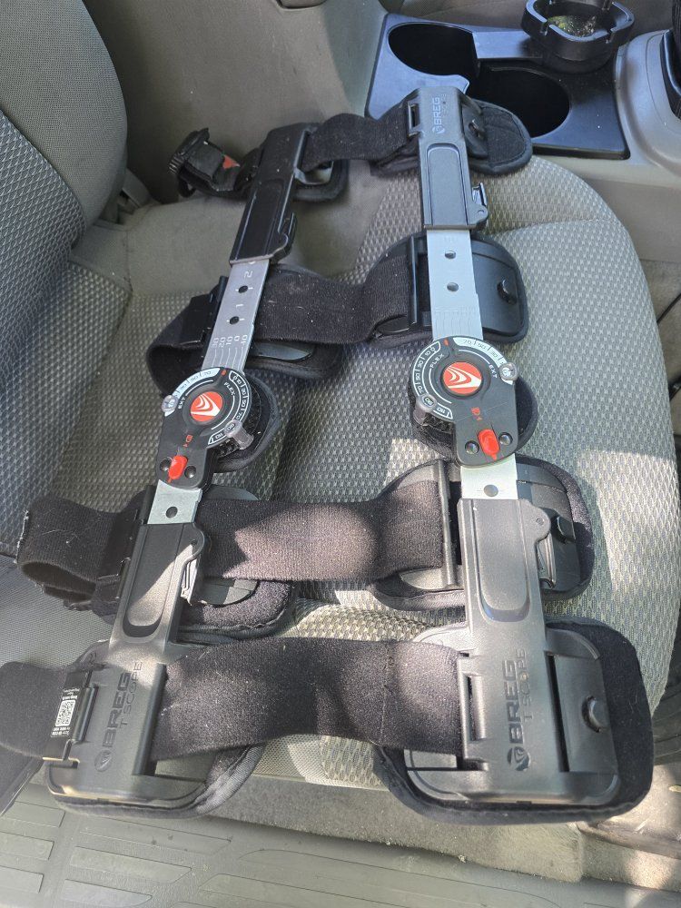 breg t scope knee brace