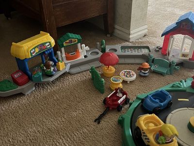 Fisher-Price Little People Bundle - Neighborhood, City, Airport Playsets & Figures