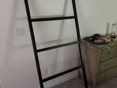 Dark Brown Leaning Blanket Ladder Decor Display