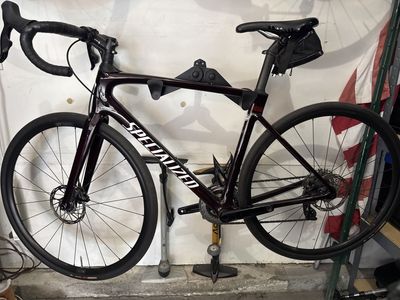 2023 Specialized ROUBAIX Pro 56cm Road Bike