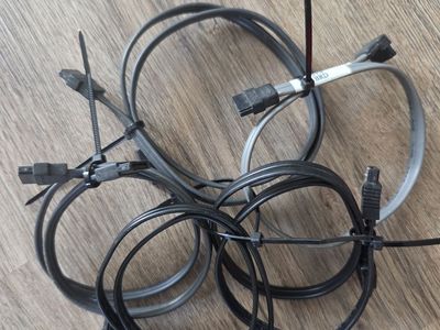 4x Internal SATA Data Cables for PC Building