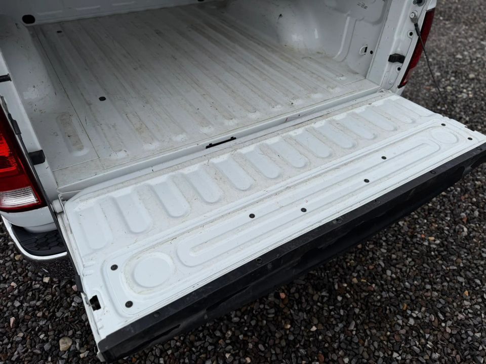 Main image 21