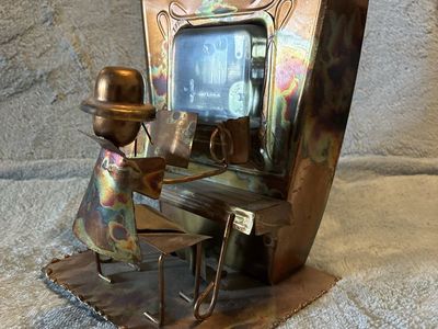 Handmade Copper Metal Sculpture Figurine Pianist Playing Piano Music Box