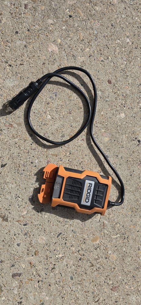 RIDGID 18V Portable Power Source with USB Charging Port - AC86087