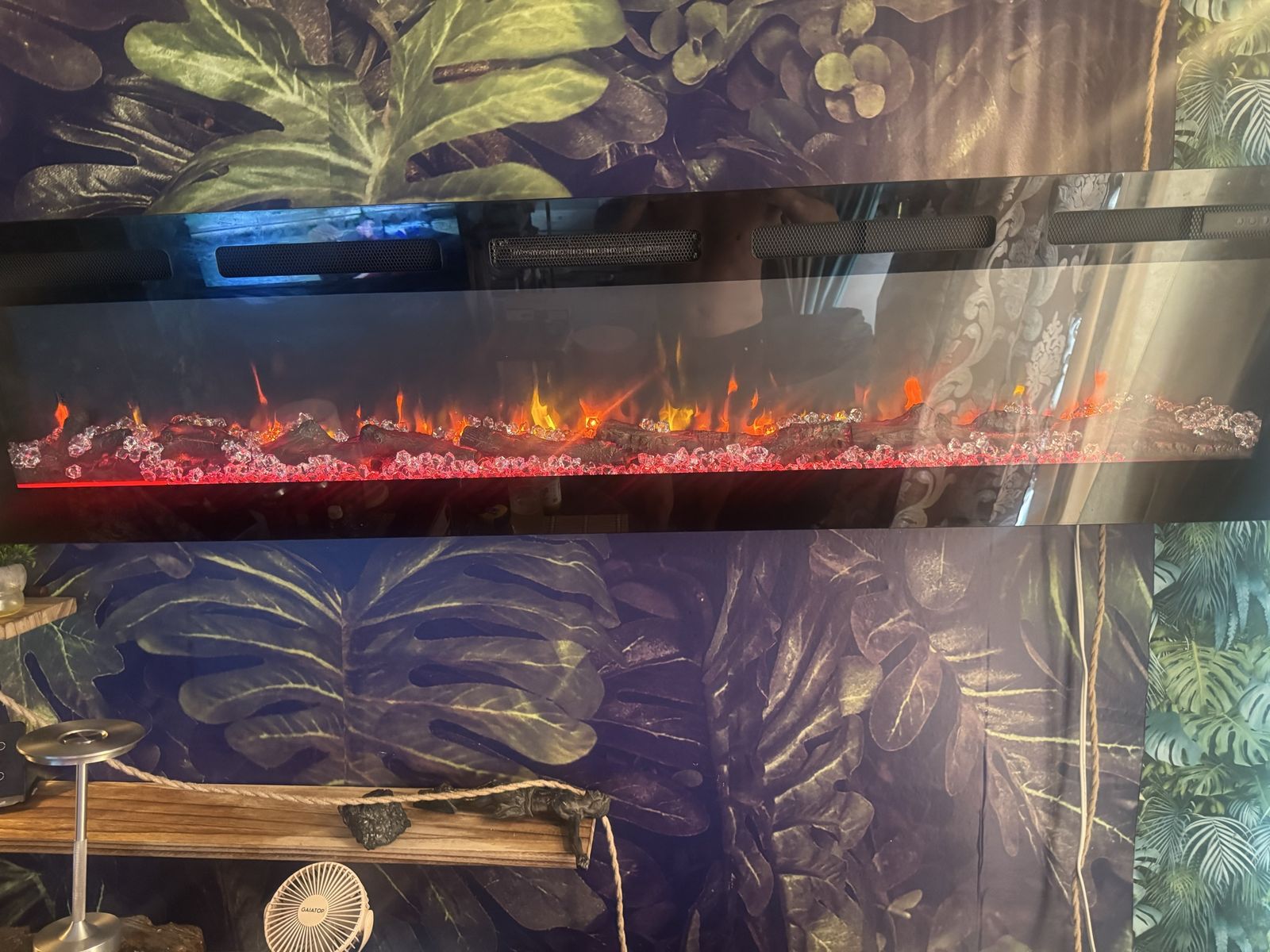 Electric fireplace LED