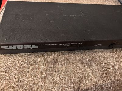 Shure L4 Diversity Witeless Receiver In Great Shap