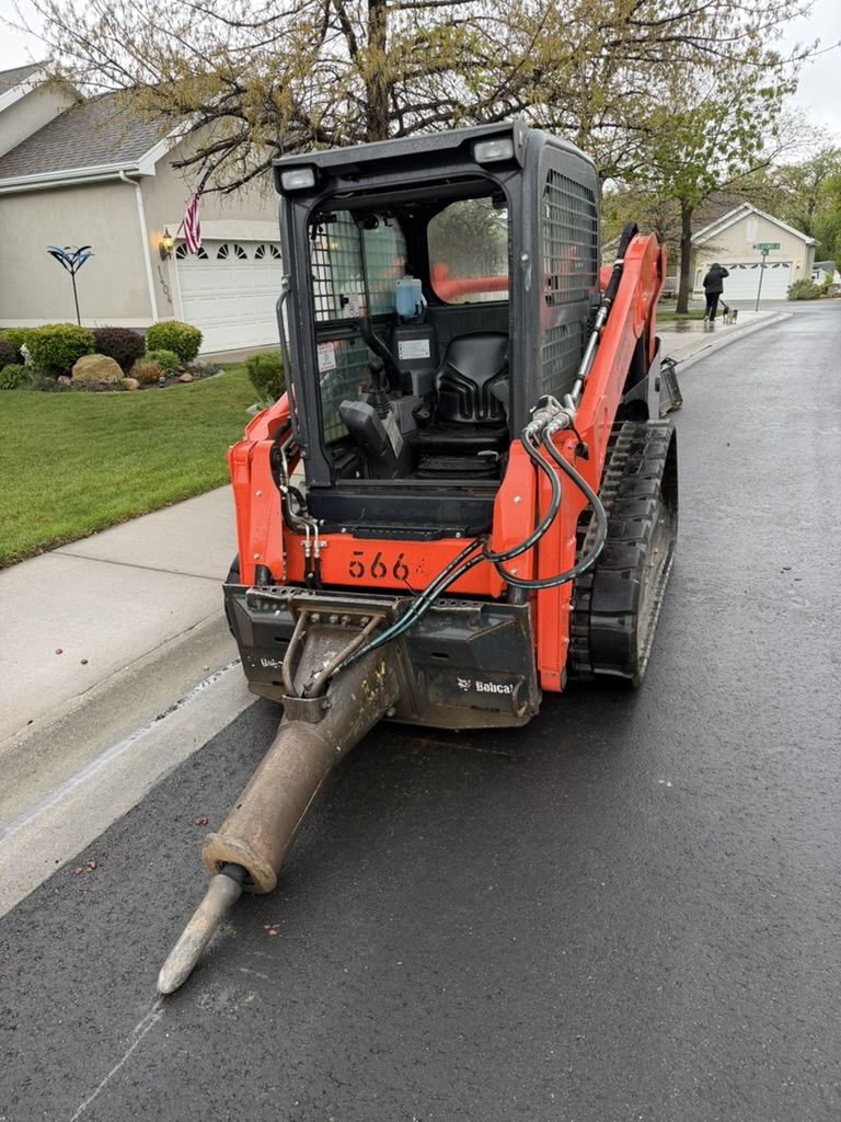 SVL65 Kubota Track Skid Steer CTL for Rent. Available with Concrete Hammer Breaker