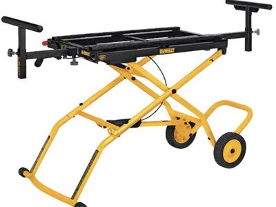DeWalt Rolling Miter saw stand