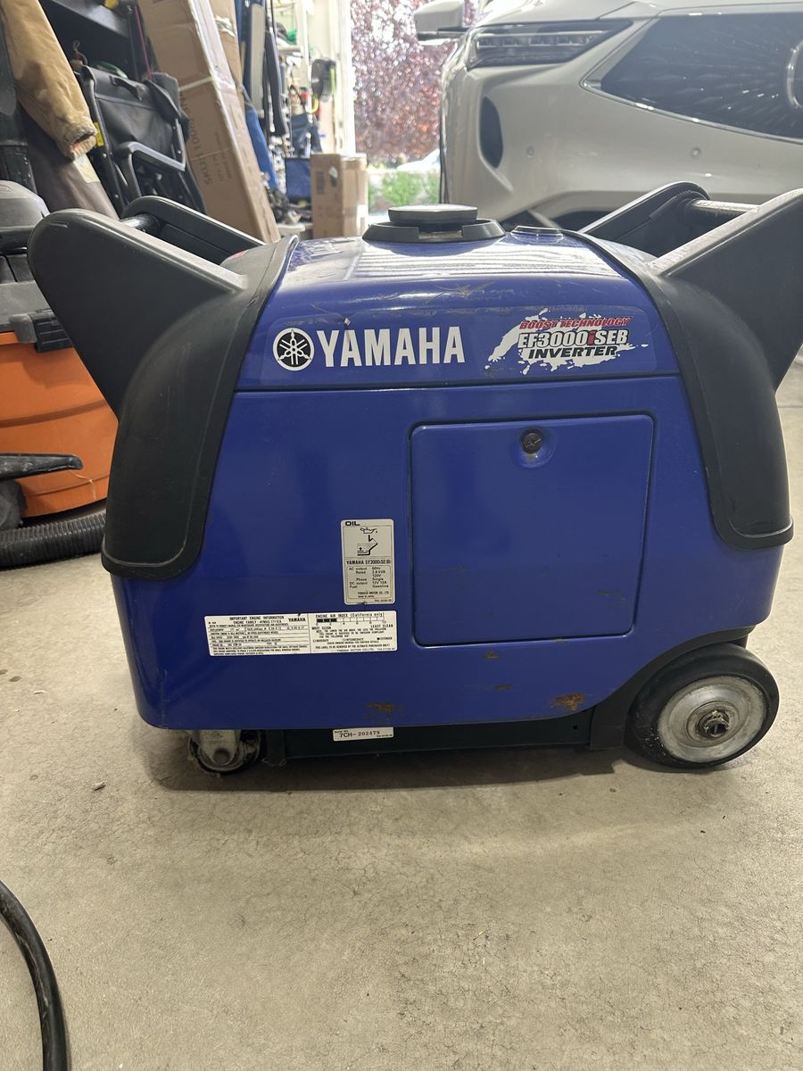 Yamaha EF3000iSEB Inverter Generator -like new!, Super Quiet! Yamaha 3000i gas. Fired right up 1st try.